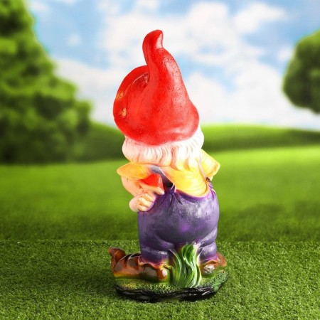 Garden figure "Dwarf with a hedgehog Small" 18x15x38cm-3