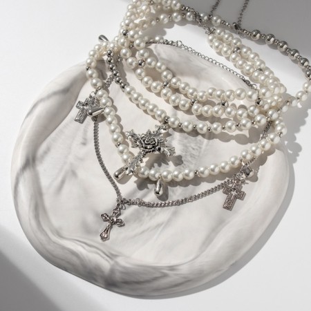 The chocker-kore multi-layer "cross" pearl, white color in silver-3