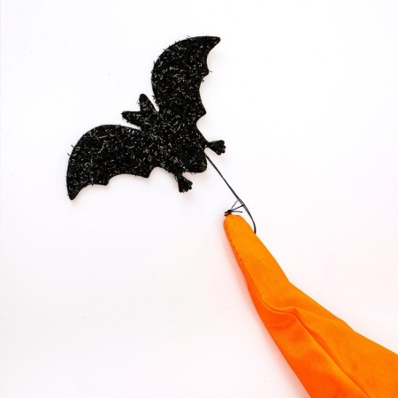 The carnival hat "Orange", draped, with a bat, p. 56 - 58-6