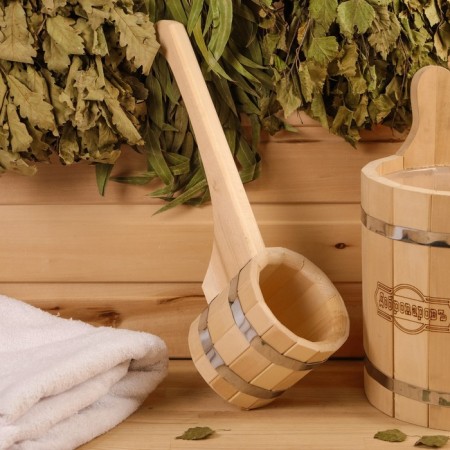 Bucket of linden 0.5l, 43 cm, stainless hoop, with a horizontal handle, "Dobroparov"-1