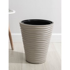 Kashpo for flowers with an insert 