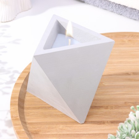 Figure Aromatic candle in concrete "rhombus", 13.5x9 cm, light gray, apple and pear