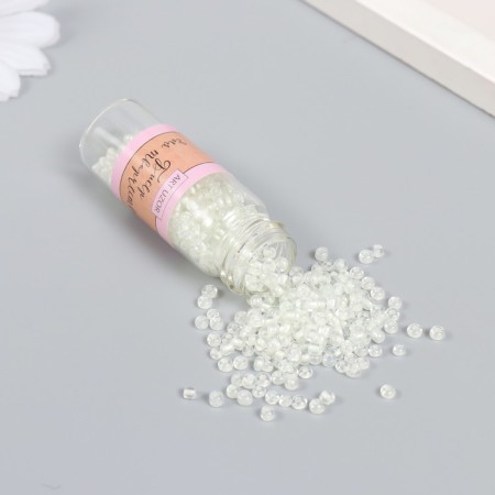 8/0 beads in the bottle "translucent" glows under UV green 20 g 6x2x2 cm-1