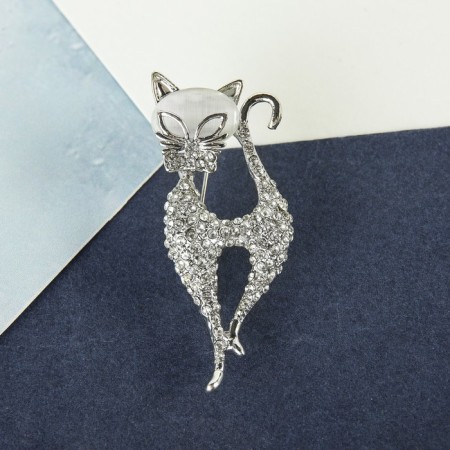 Brooch "Cat" elegant with a bow, white color in silver-1
