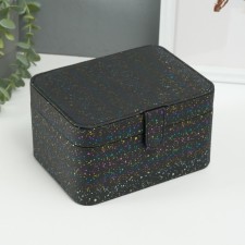 Casket to the leatherette for jewelry 