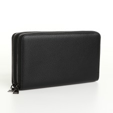 Male purse-clate on a zipper, black color