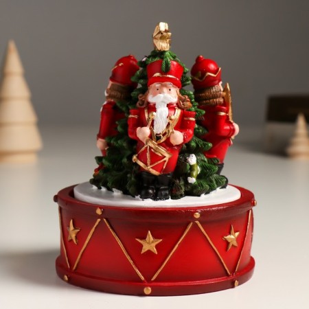 Souvenir polystone music is mechanical, the "Nutcrackers at the Christmas tree" are spinning 11x11x14 cm-3
