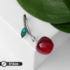 Brooch 