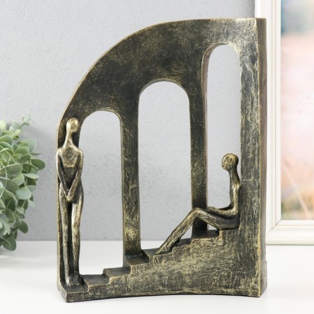 Polystone souvenir "Two on the stairs by the windows" under metal 22.7x7.7x28.7 cm