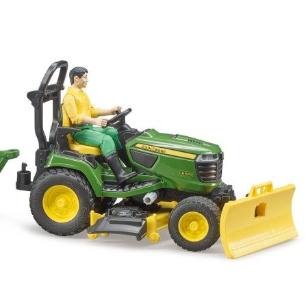 Game set of John Deere tractor with a trailer and figure-3