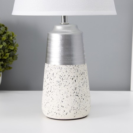 Table lamp "Luck" 1he14 40W white 22x22x39cm-5