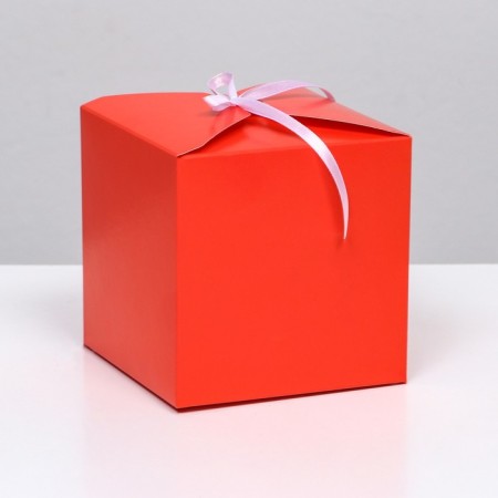 The box is folding, square, red, 12 x 12 x 12 cm,