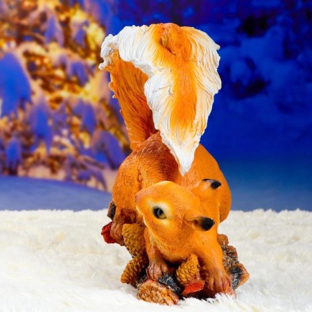 Garden figure "Squirrel with a fluffy tail" 15x27x32cm-4