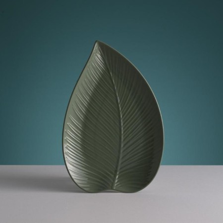 Serving dish in The Forest Leaf Small Gray-Greet-1