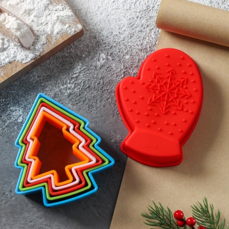 A set for baking the “New Year” shade, 6 items: a form for baking, a set of forms for cutting cookies 5 pcs-1