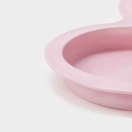 Baking shape of the share "Circle", silicone. 23 × 19.5 cm, 3 cells (d = 10 cm), color mix-4