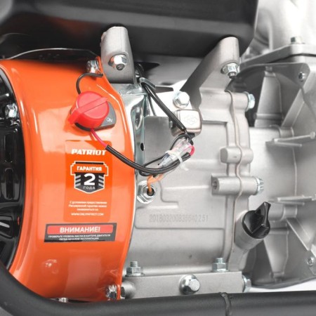 Motopop Patriot MP2036S, 4T, Benz., 4050 W, 5.5 hp, 600 l/min, input 50 mm-8