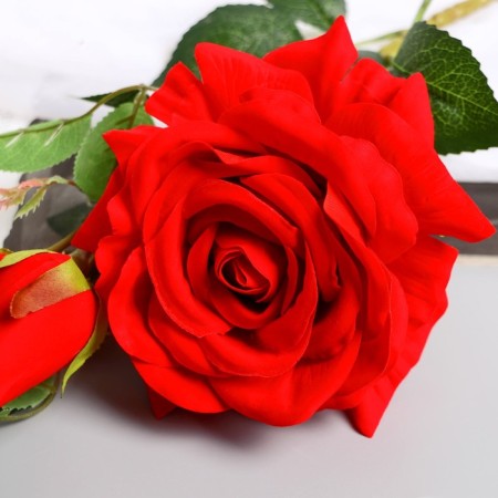 Artificial flowers "rose decay" 66 cm, red-1