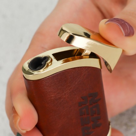 Gas lighter "Real Man", 6.7 x 3.3 cm.-4