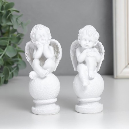 Polystone souvenir "Snowthrough angel on the ball" MIX 4.5x5x11.5 cm