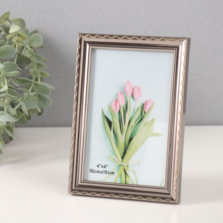 Photo frame plastic 10x15 cm "The wavy line on silver" 1.3x12x17 cm-1