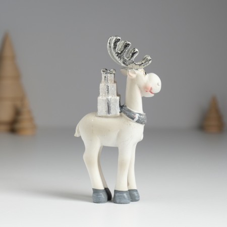 Polystone souvenir "Deer with silver horns, with white gifts on the back" 5.5x2x11.5 cm-2