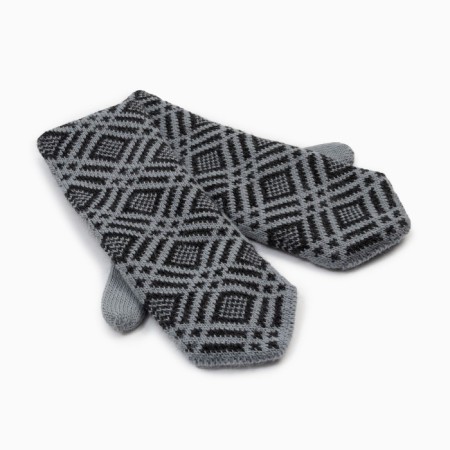 Female mittens, dark gray color, size 18