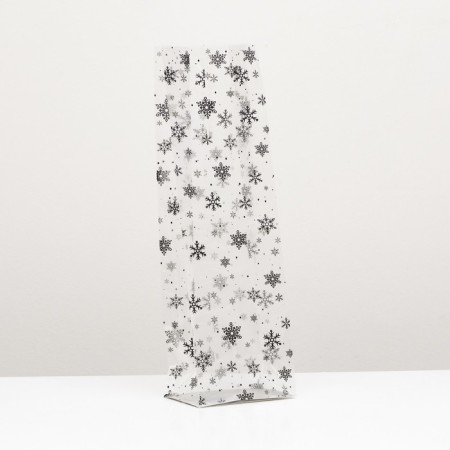 A package with a hard bottom of 11 x 17 x 55 Silver "snowflakes"-2