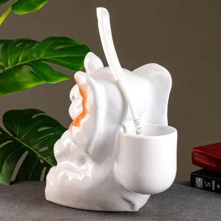 Stand under the ruff "elephant", with a brush-7