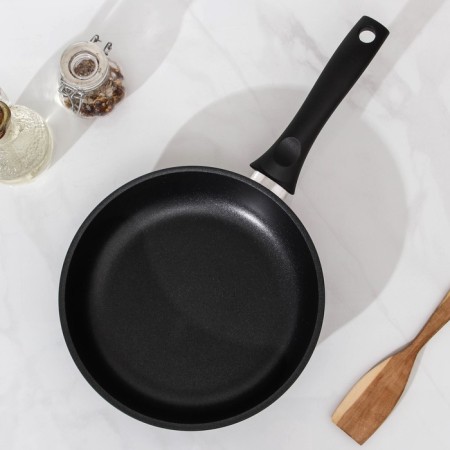 The pan “Tradition”, D = 22 cm, plastic handle, anti -stick coating, black color-1