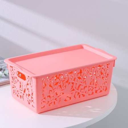 The container is plastic for storage with the lid of the “bird”, 29 × 17.5 × 12 cm, color mix-5