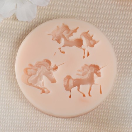 Mold Silicon "Three Unicorns" 3.6x2.2x0.5 3.3x2.3x0.5 3.1x2.5x0.5 cm-1