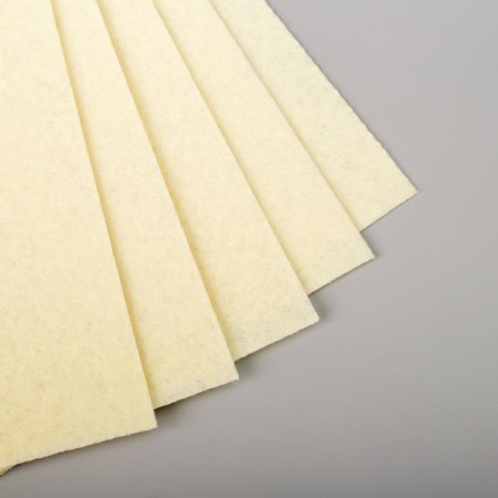 Hard felt 1 mm 20x30 cm top. Moloko-1