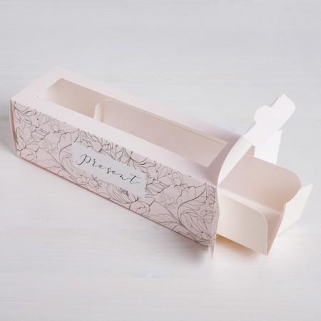 Box for Makarun, confectionery packaging, Present 18 x 5.5 x 5.5 cm-1