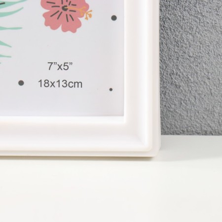 Multijack in 3 photos (13x18/2 pcs, 11x11/1 pcs) plastic, col. white-1
