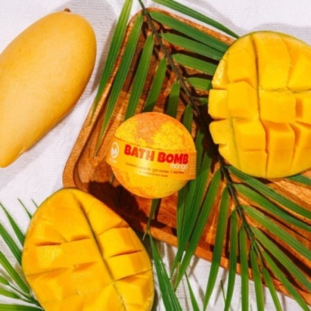 Mango bath bomb, with moisturizing oils-1