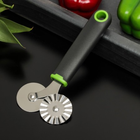 A knife for pizza and dough is a double-sided lime, 17 × 7.5 cm, black and green color-2