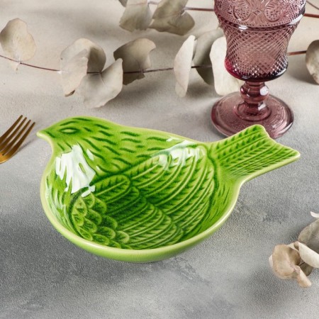 Ceramic “Bird” salad bowl, 22 × 18 cm, green color