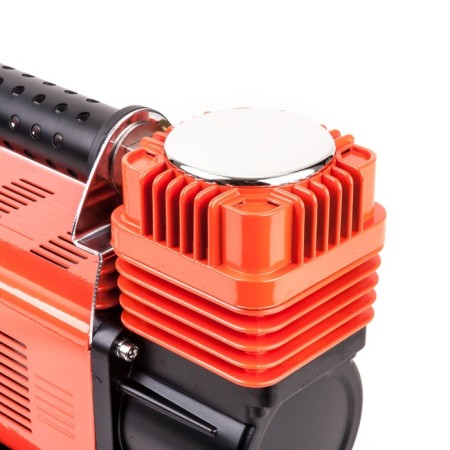 Car compressor "aggressor" AGR-160, metal, 12V, 600W, performance 160 l/min, adapters for pumping boats, bag-7