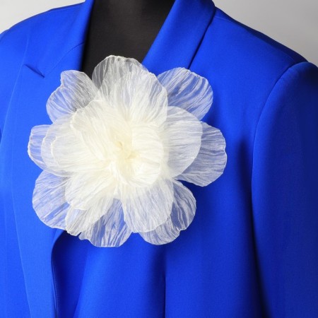 Textile “flower” brooch voluminous, weightless, white color-2