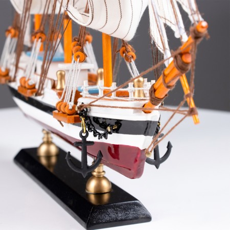 Souvenir ship "Russia" 35x29x6cm-1