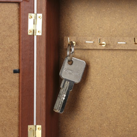 Key "Moscow" walnut 15x21cm-3