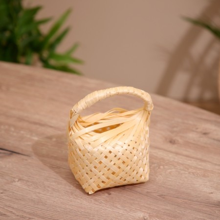 Basket wicker, bamboo 15x10x15 cm-1
