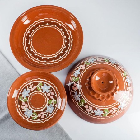 Set for pancakes 7 items: 1 pc. Pancake, 6 pcs. plates, with painting, wreath-1
