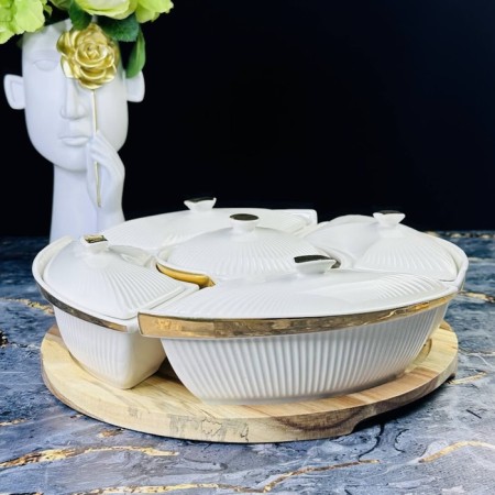 Menzhitsa Lenardi "Hellas", on a rotating stand, 30.5 cm