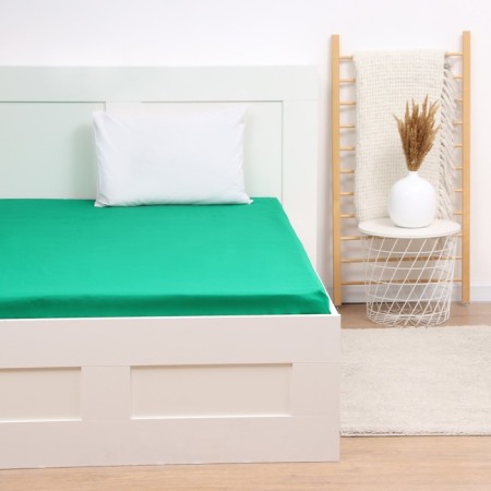 The sheet "Ethel" 150x214 cm, col. green, 100% cotton, calico