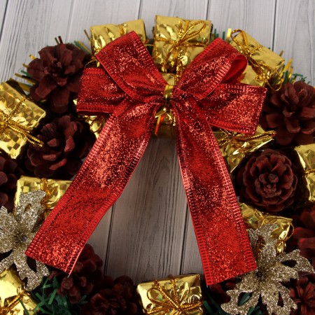 New Year's Wreath D-22 cm "Balt, cones and gifts"-2
