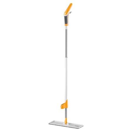 Swabbra with a sprayer Pioneer MS025, 36x11 cm, 260 ml, handle 135 cm, white color with orange 941077