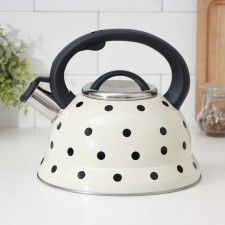 A kettle with a whistle made of stainless steel of a share of “peas”, 2.8 liters, the color of Ivory