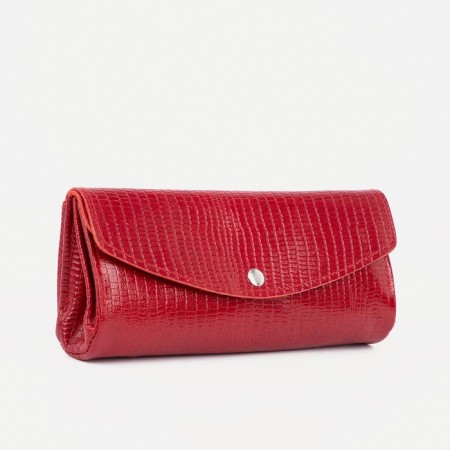 Wallet on the button, the color is red